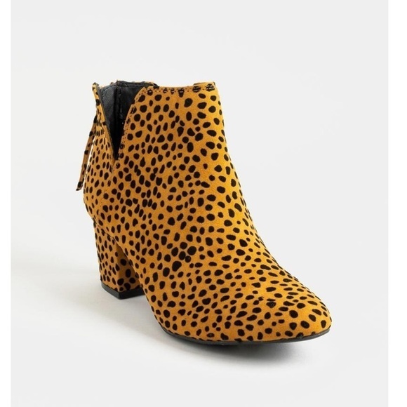 NIB Qupid Joann Low Cut Ankle Boots Leopard 8.5 - Picture 1 of 13